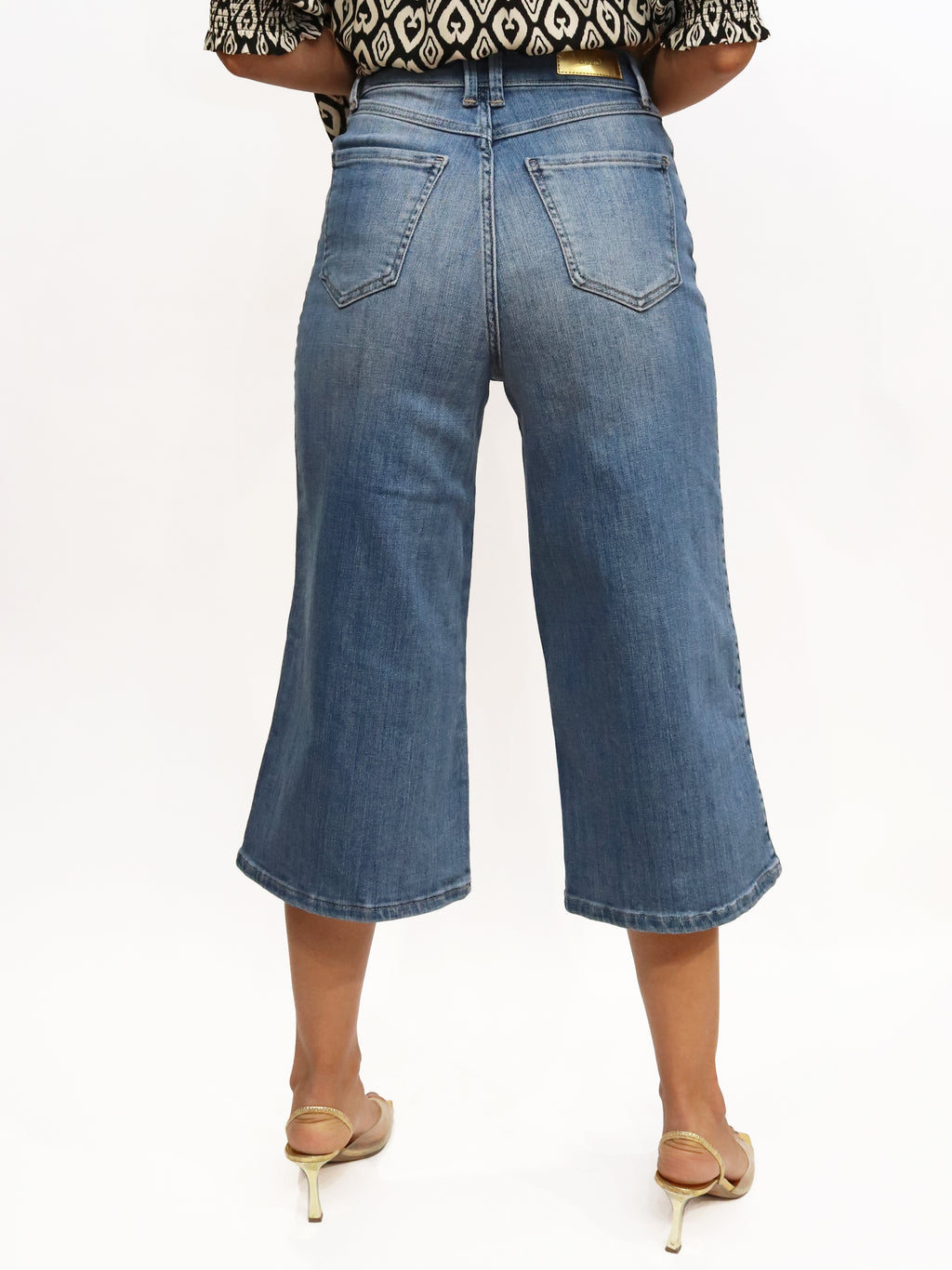 BERMUDA DENIM