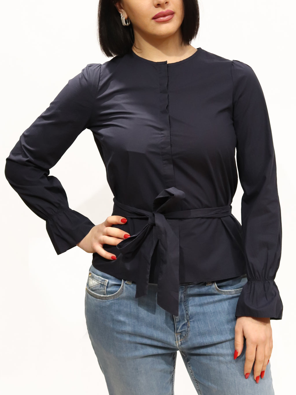BLUSA CON FIOCCO
