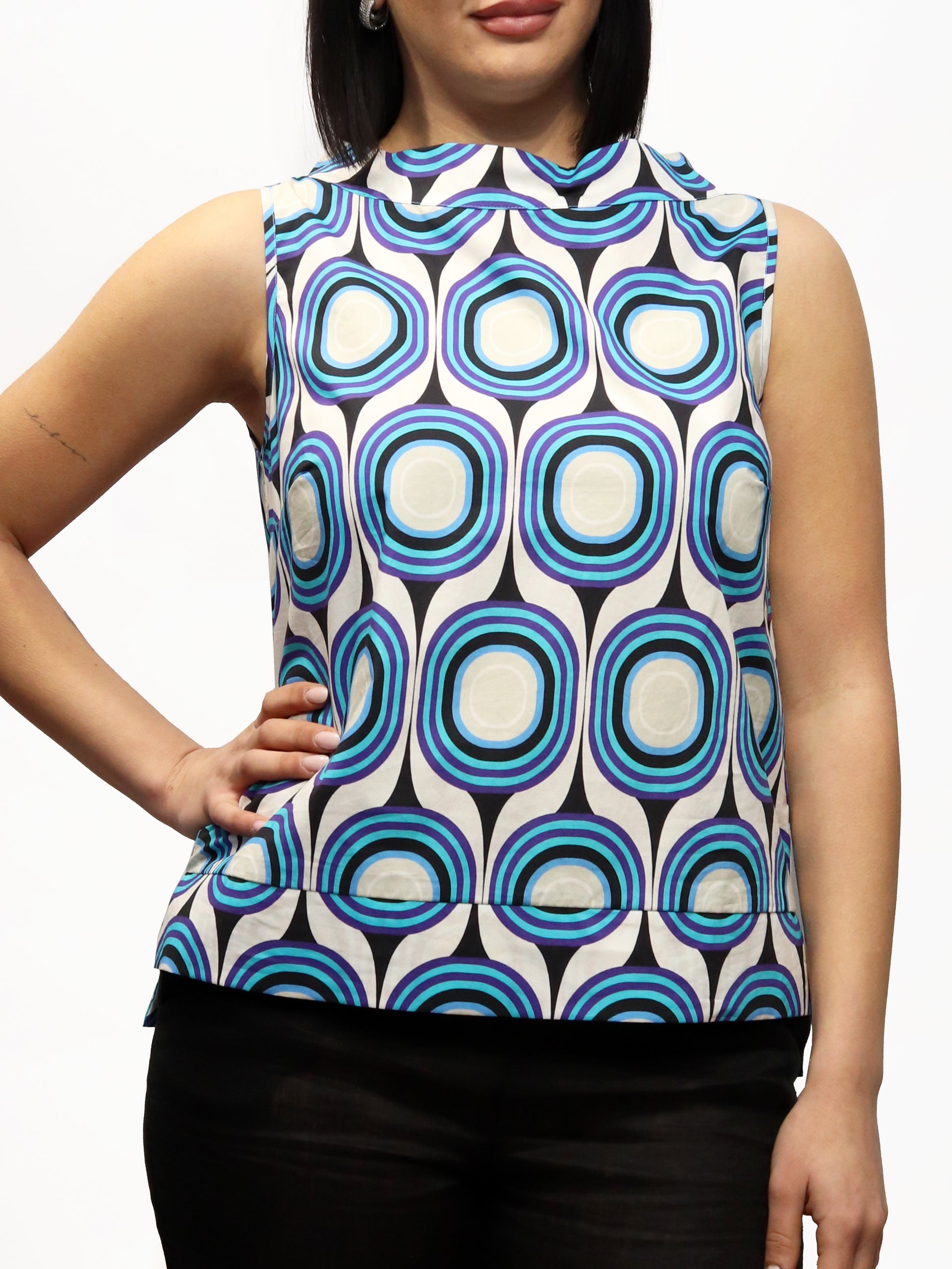 BLUSA