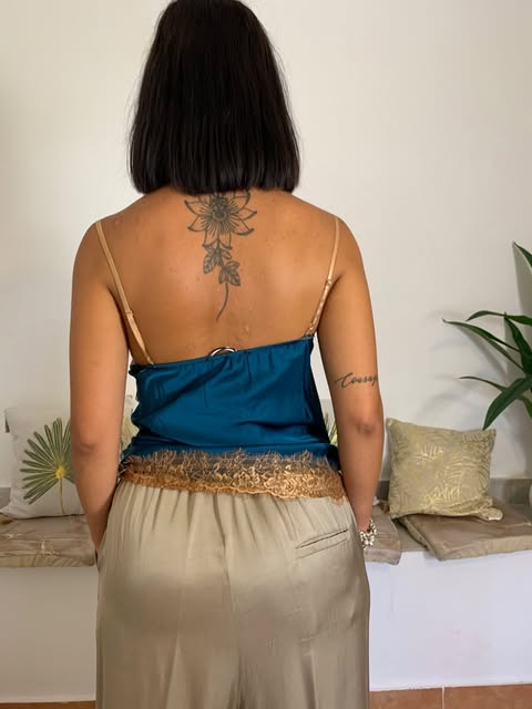 TOP